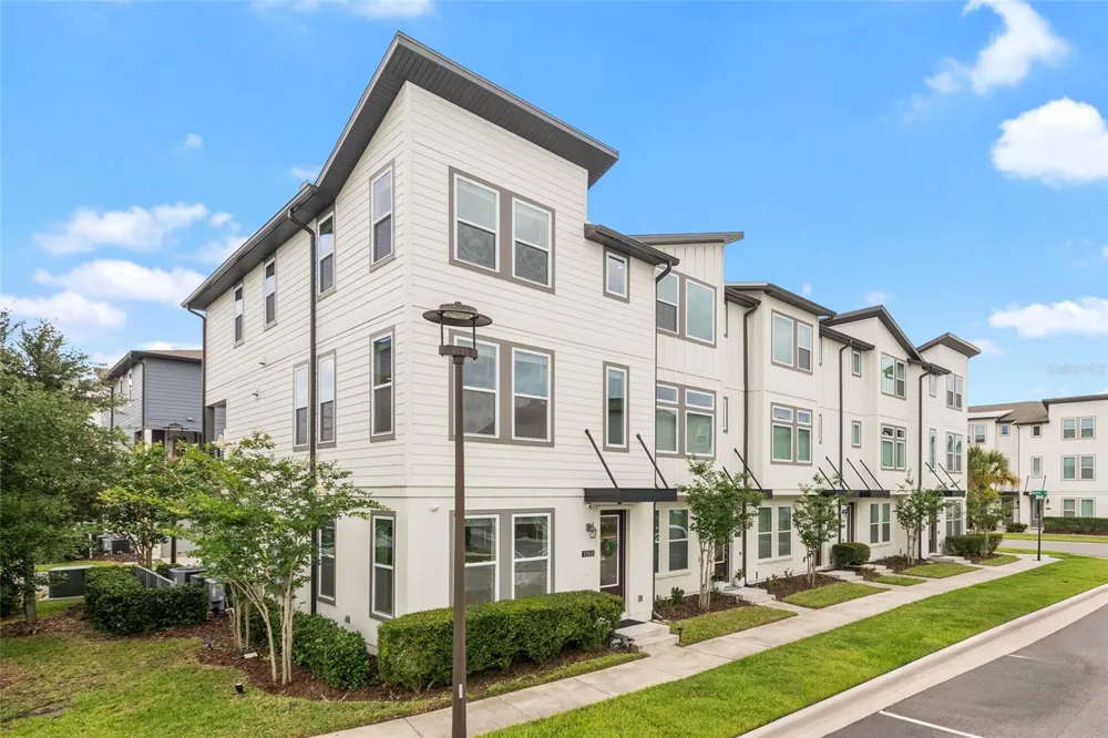 12551 WILLSTATTER AVENUE Orlando, FL 32827