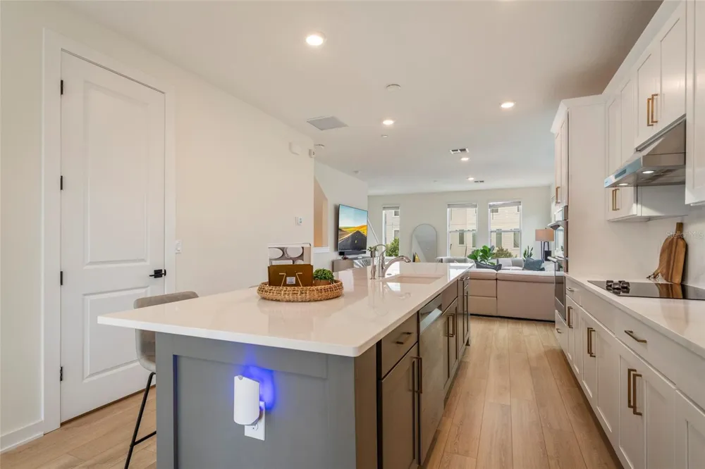 12551 WILLSTATTER AVENUE Orlando, FL 32827