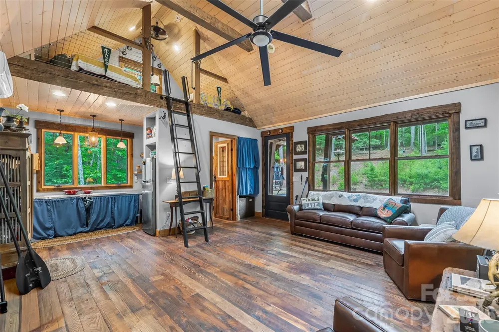 130 Settlement Ridge Drive #48 Marion, NC 28752