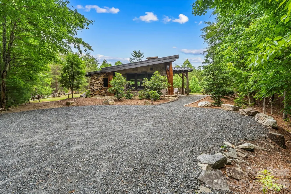 130 Settlement Ridge Drive #48 Marion, NC 28752