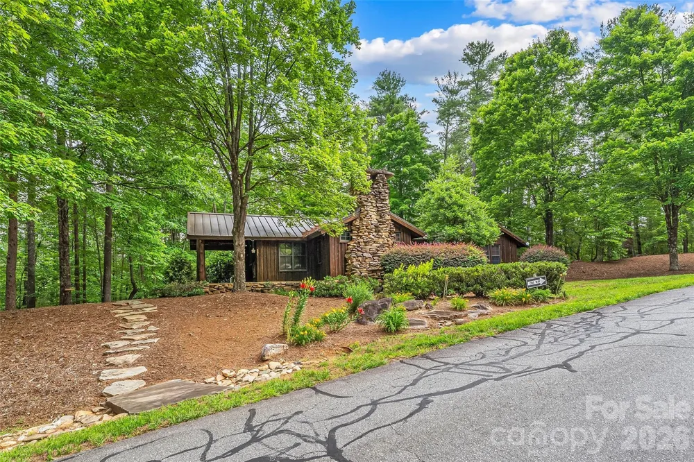 130 Settlement Ridge Drive #48 Marion, NC 28752