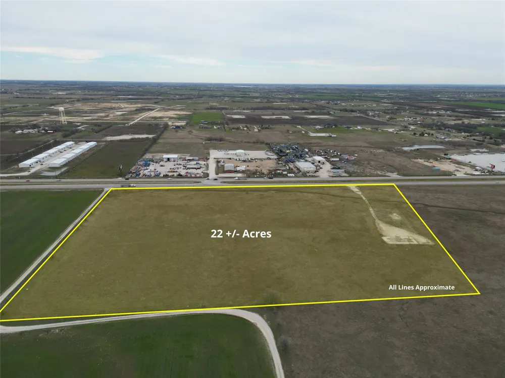 22 W US 380 Ponder, TX 76259