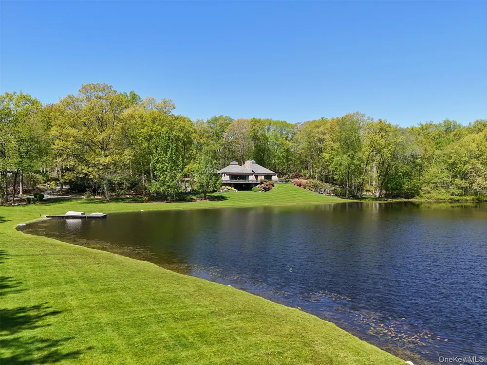 164 Eastwoods Road Pound Ridge, NY 10576