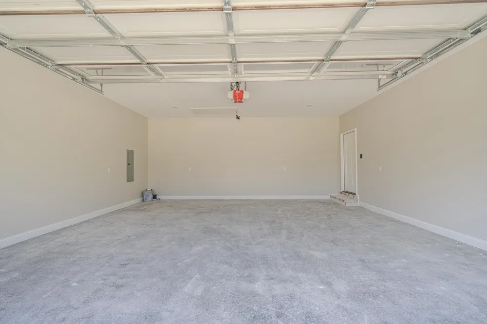 225 CHARIOT LN Savannah, TN 38372