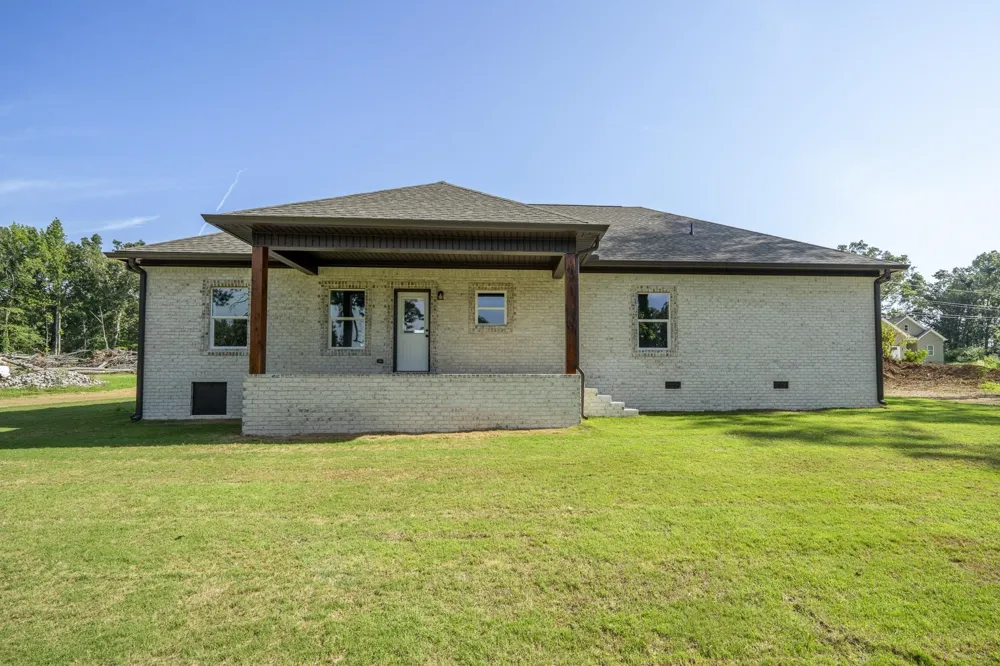 225 CHARIOT LN Savannah, TN 38372
