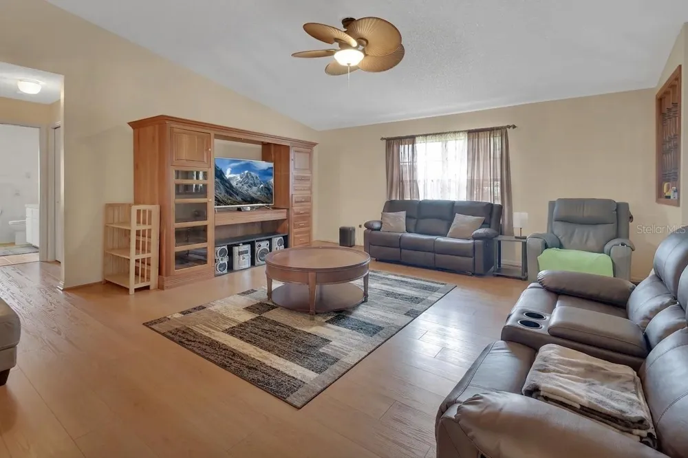 7330 SE 109TH PLACE Belleview, FL 34420