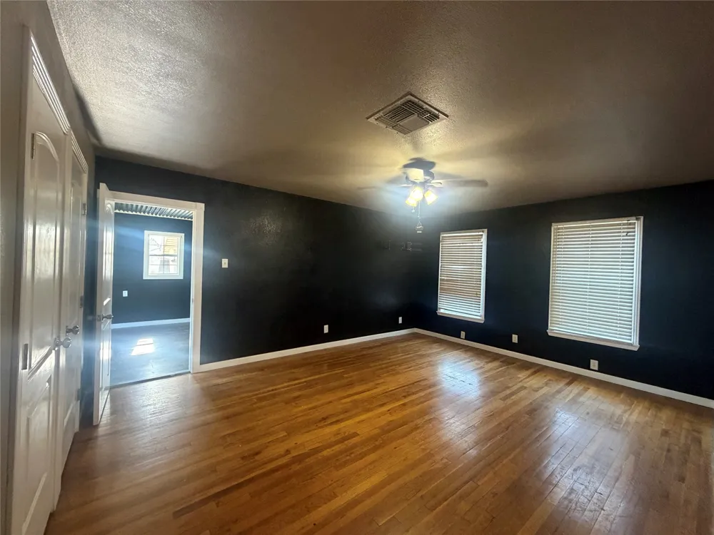 901 Ash Merkel, TX 79536