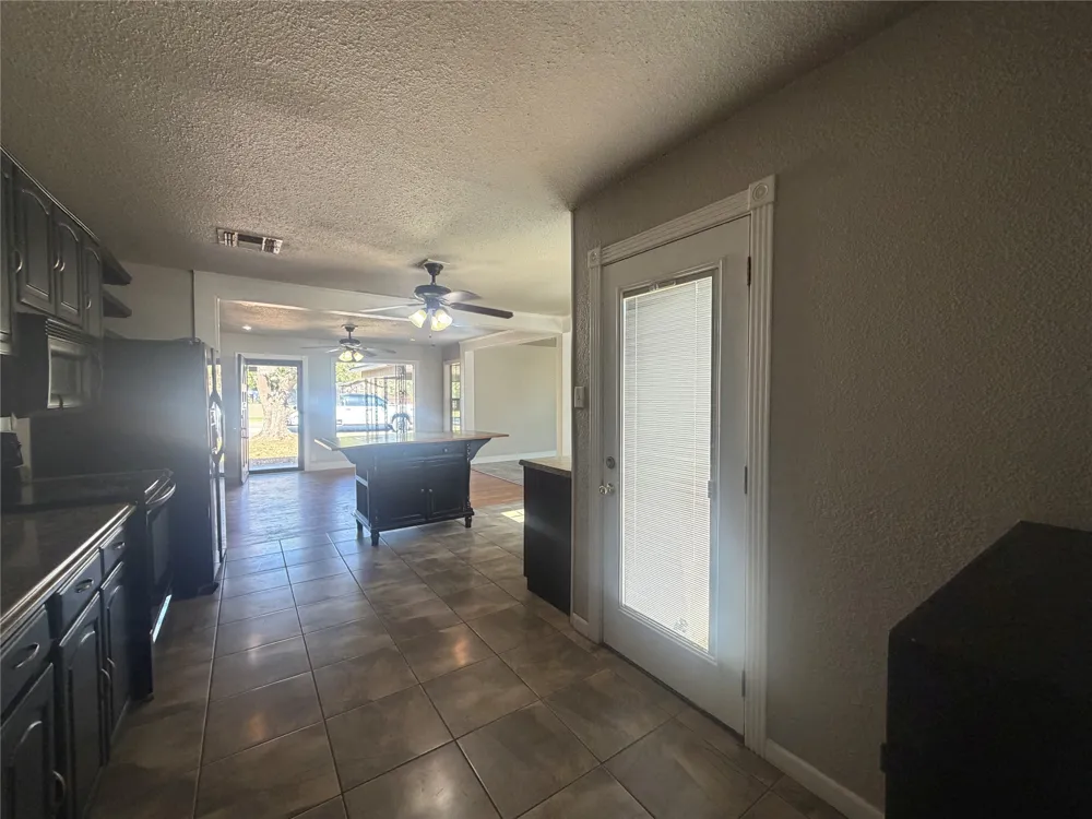 901 Ash Merkel, TX 79536