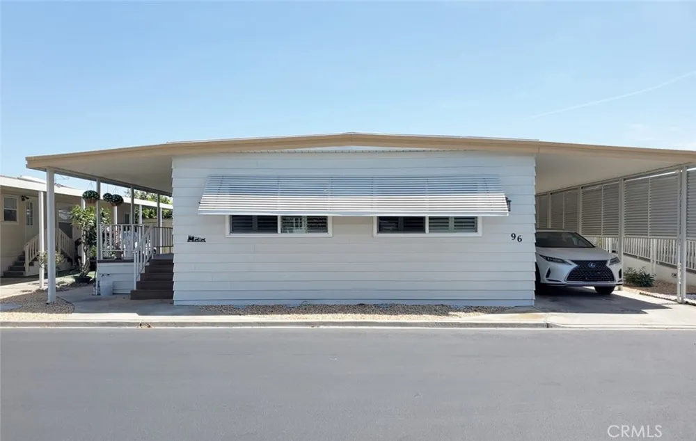 15300 Magnolia #96