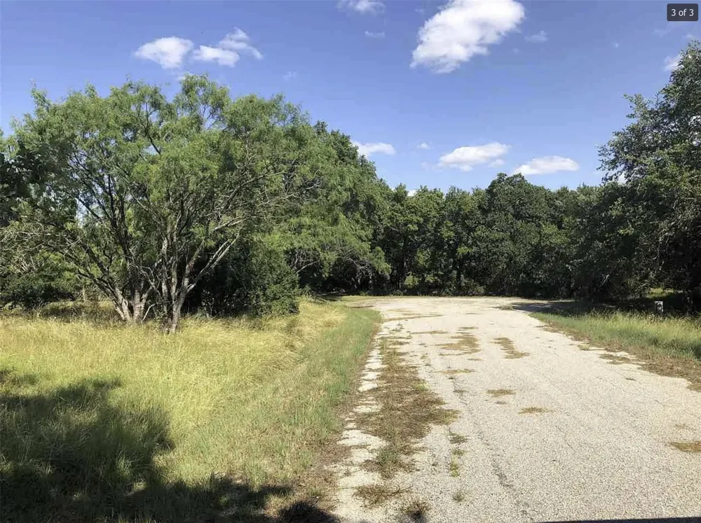 320 Lakawana Horseshoe Bay, TX 78657