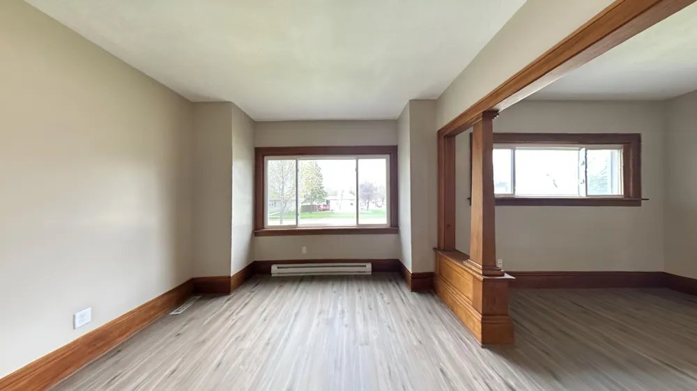 109 S Cottage Grove Avenue Luverne, MN 56156