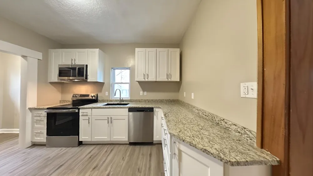 109 S Cottage Grove Avenue Luverne, MN 56156