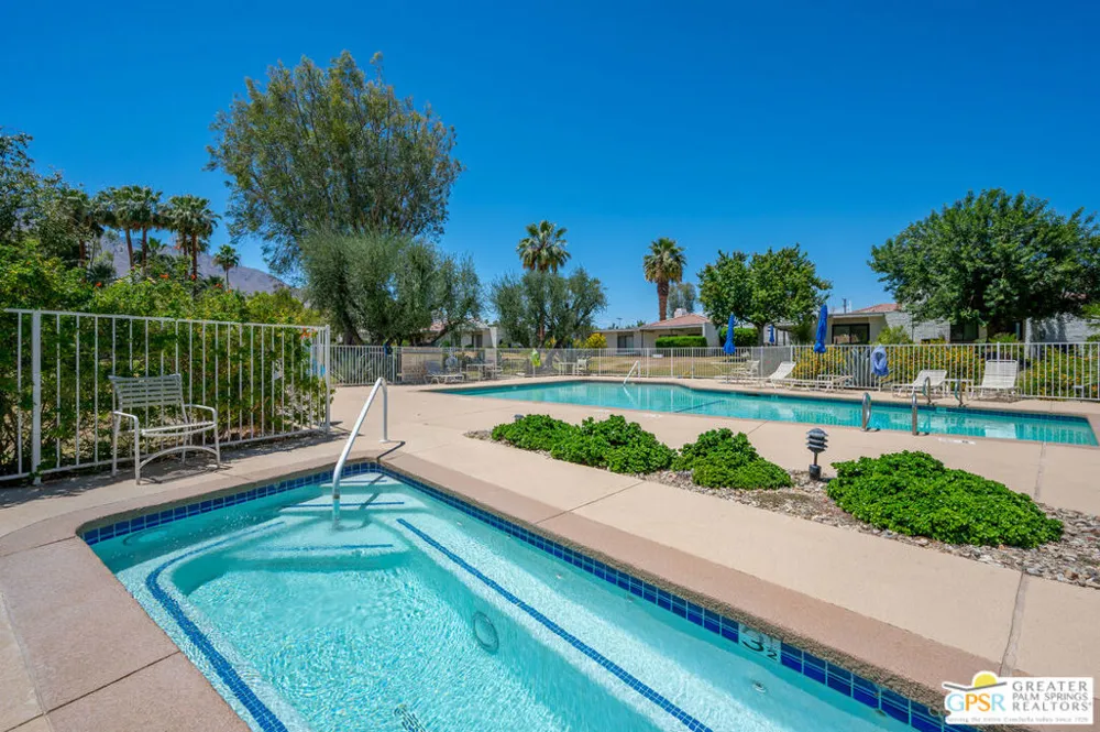 2149 Sunshine Circle Palm Springs, CA 92264