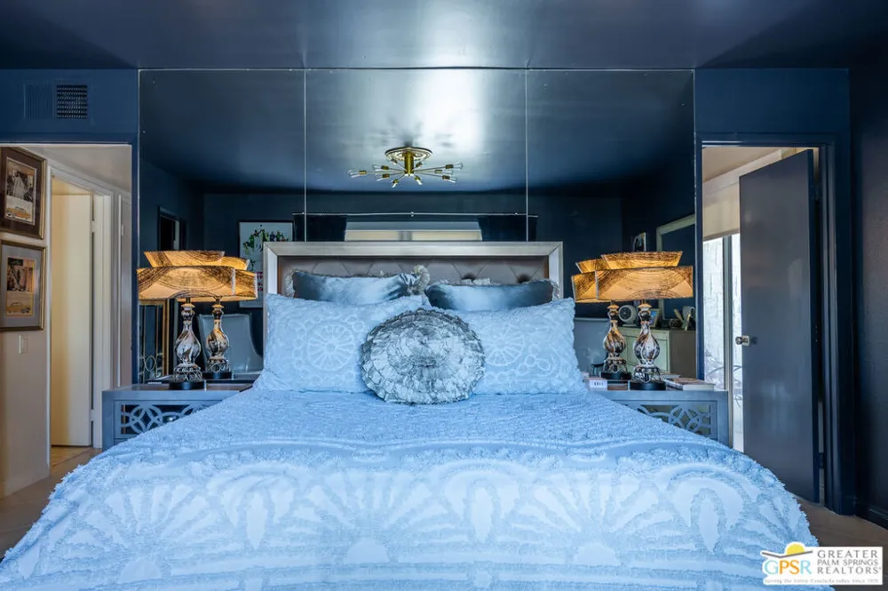 2149 Sunshine Circle Palm Springs, CA 92264