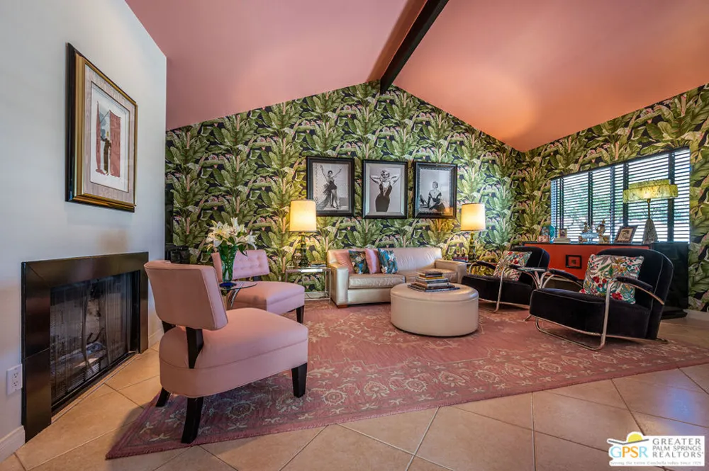 2149 Sunshine Circle Palm Springs, CA 92264