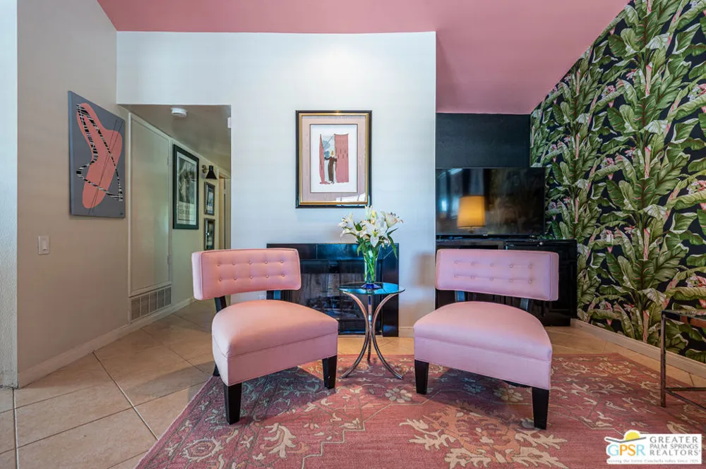 2149 Sunshine Circle Palm Springs, CA 92264