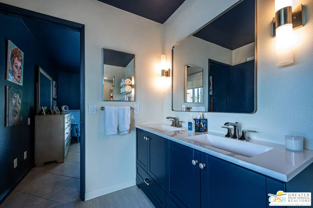2149 Sunshine Circle Palm Springs, CA 92264