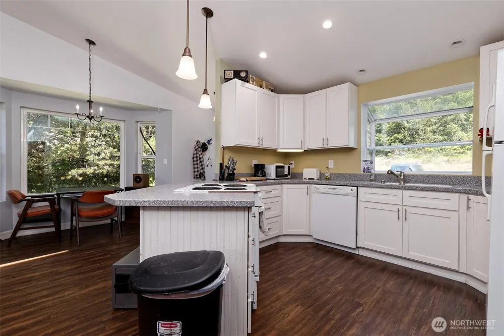 361 North Hill Road Hoodsport, WA 98548
