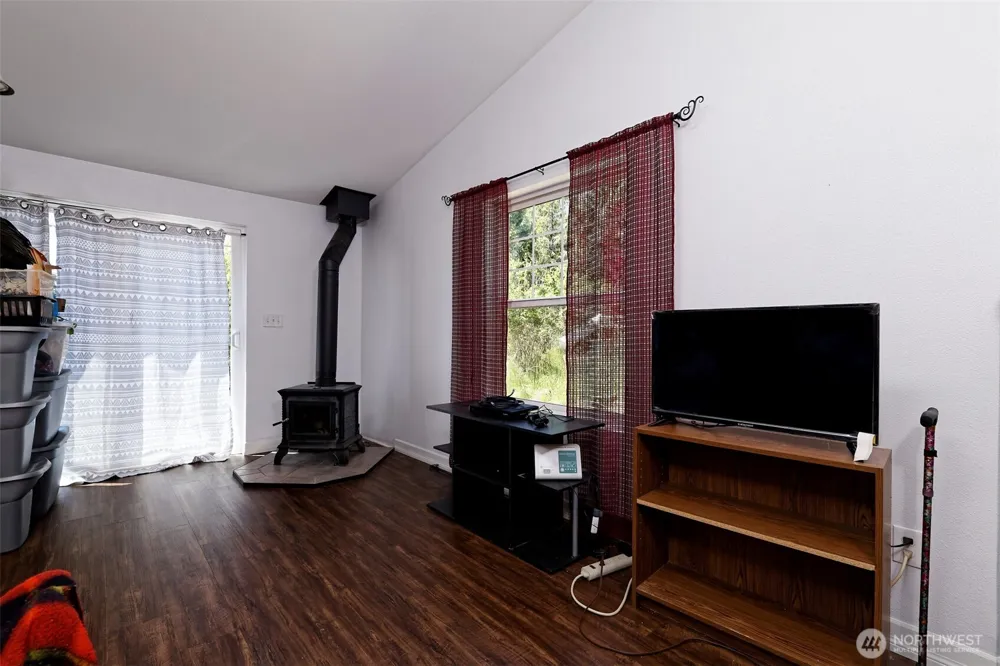 361 North Hill Road Hoodsport, WA 98548