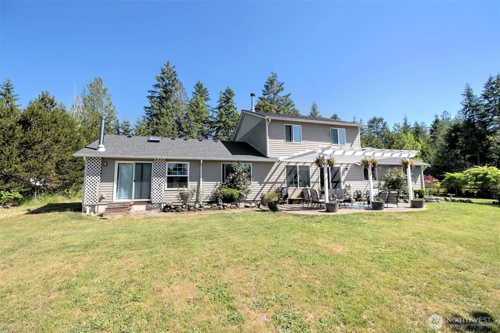 361 North Hill Road Hoodsport, WA 98548