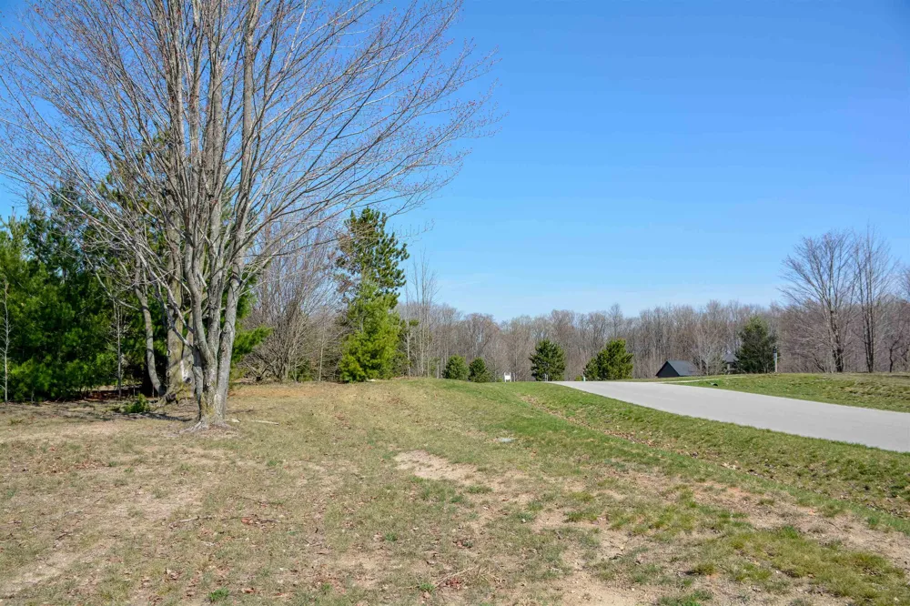 5986 Paradise Ranch Paradise Township, MI 49649