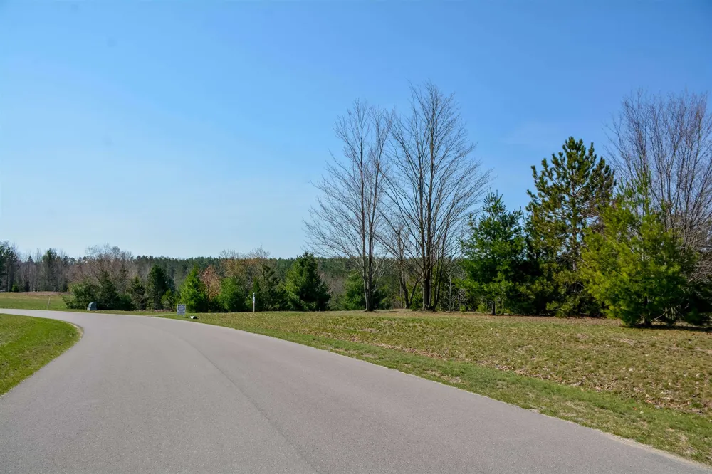 5986 Paradise Ranch Paradise Township, MI 49649