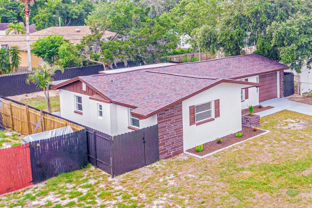 3720 BEACON SQUARE DRIVE