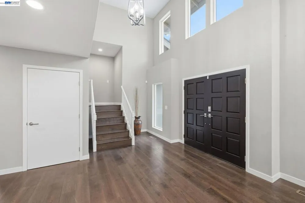25 Portsmouth Ct San Ramon, CA 94582