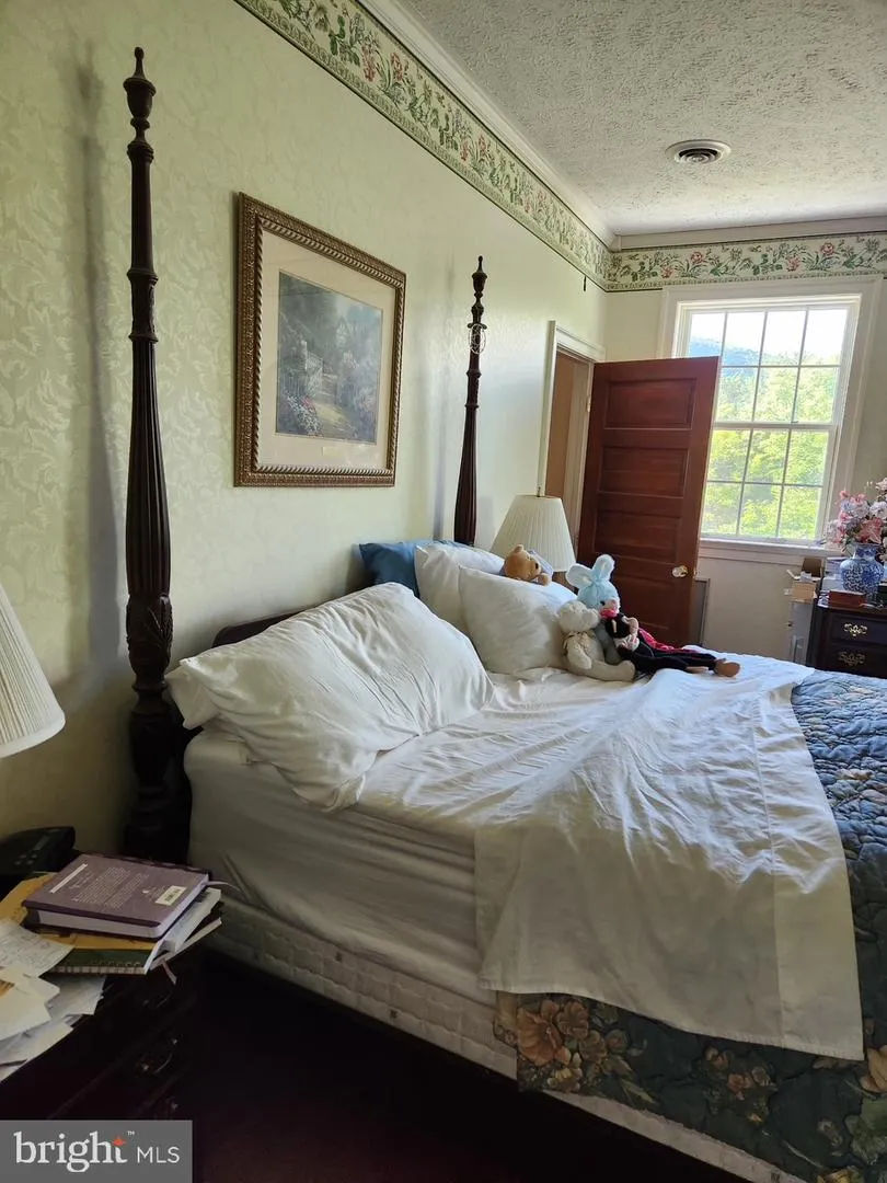 312 TANAGER DRIVE Old Fields, WV 26845