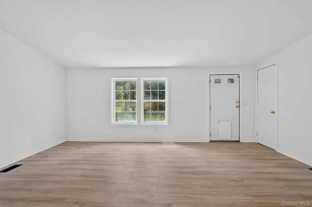 180 Bernas Road Cochecton, NY 12726