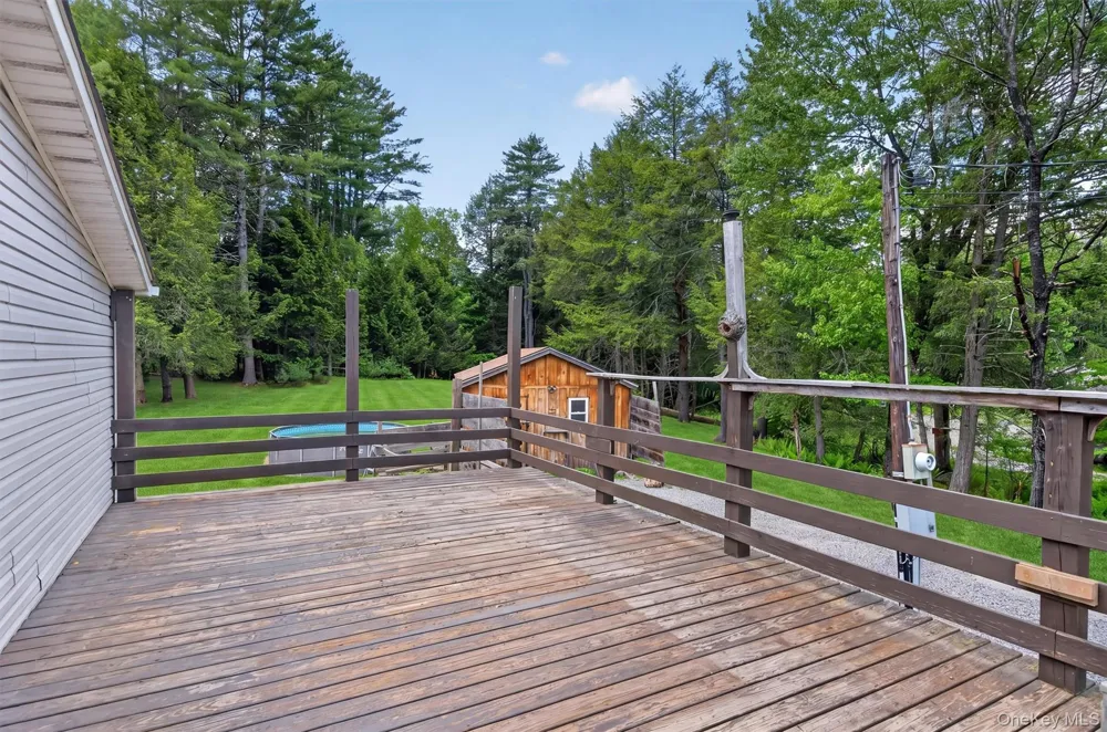 180 Bernas Road Cochecton, NY 12726