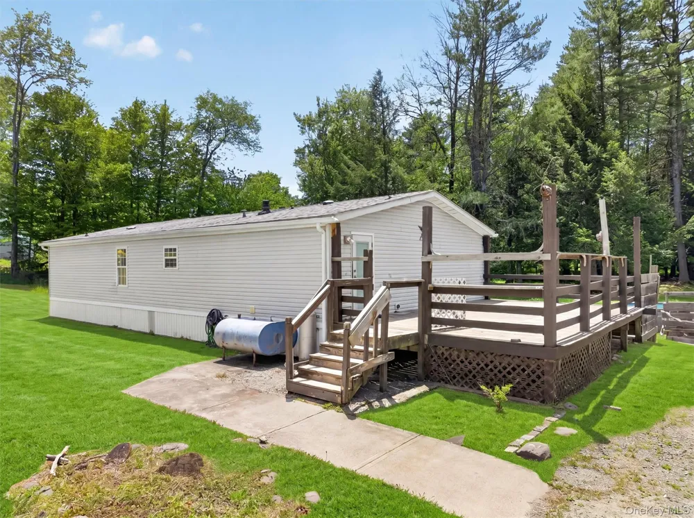 180 Bernas Road Cochecton, NY 12726