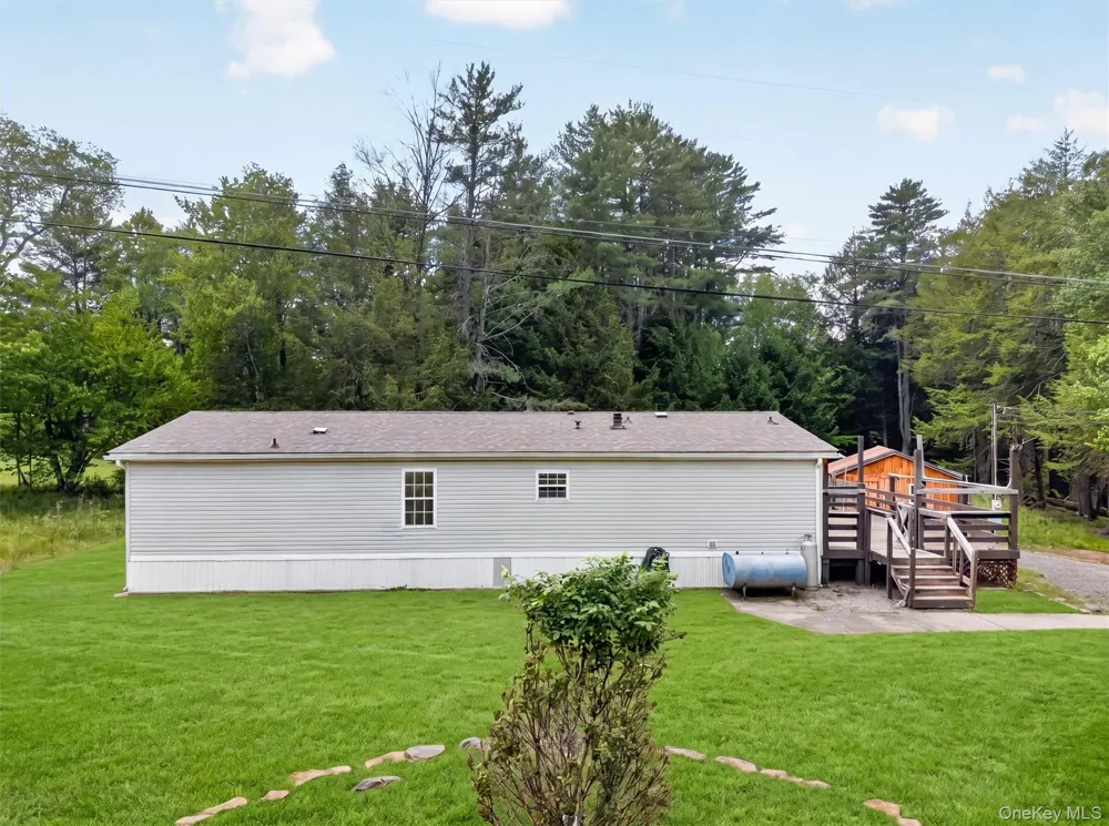 180 Bernas Road Cochecton, NY 12726