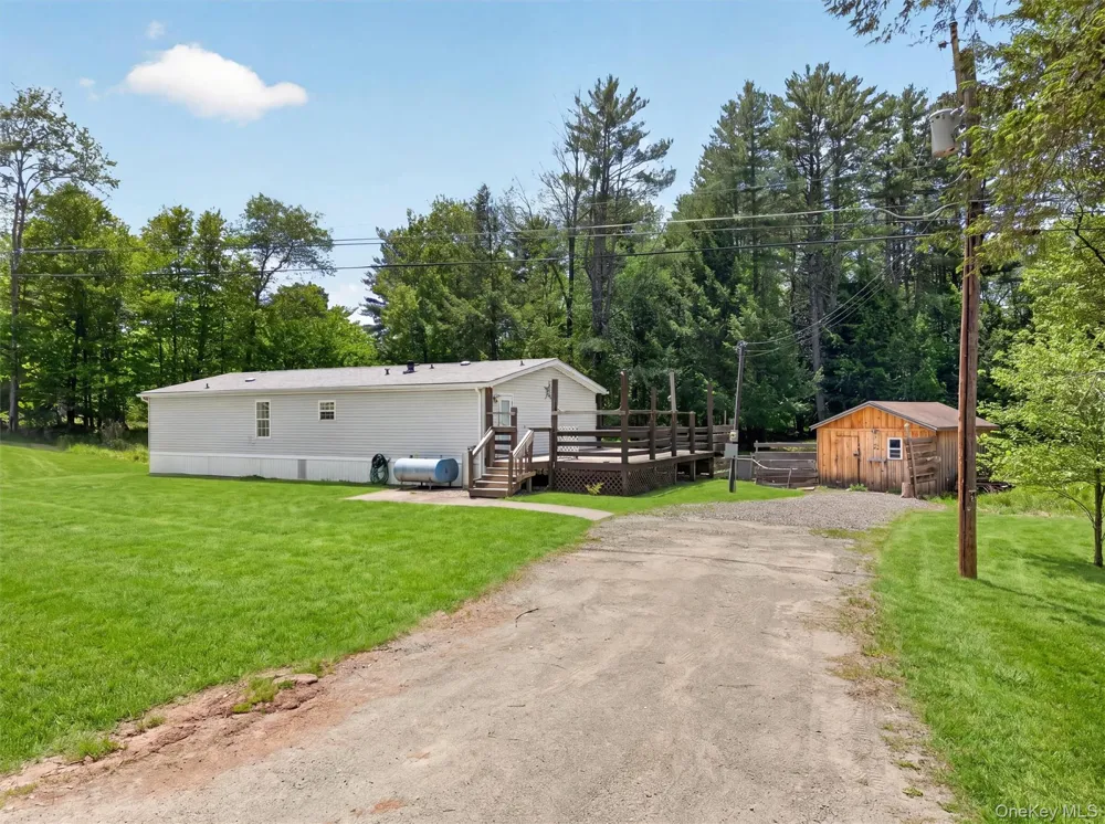 180 Bernas Road Cochecton, NY 12726