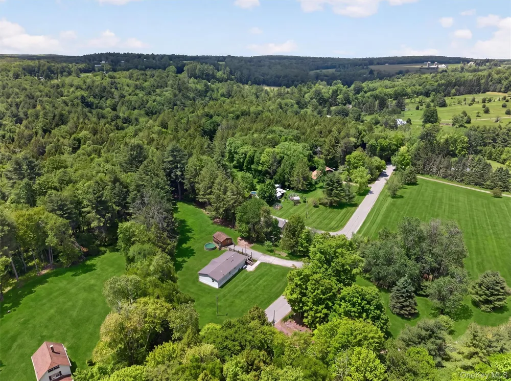 180 Bernas Road Cochecton, NY 12726