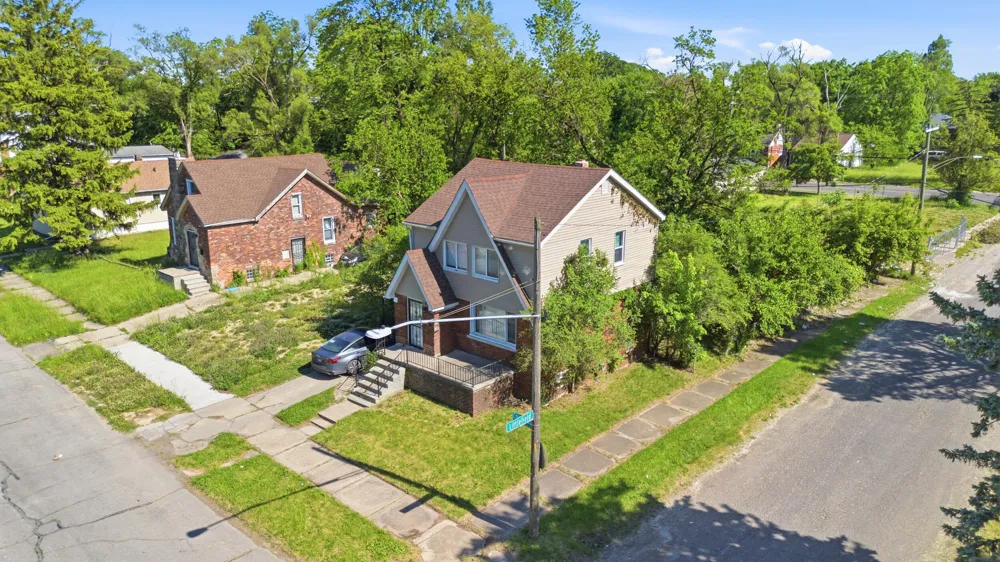 13207 Compass Street Detroit, MI 48227