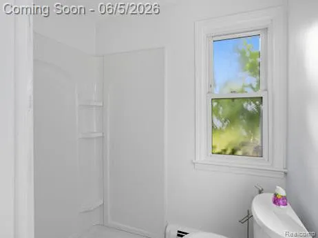 2075 Gulliver Drive Troy City, MI 48085