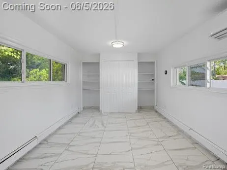 2075 Gulliver Drive Troy City, MI 48085