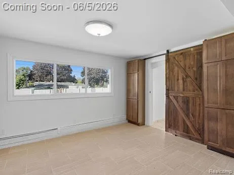 2075 Gulliver Drive Troy City, MI 48085