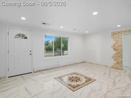 2075 Gulliver Drive Troy City, MI 48085
