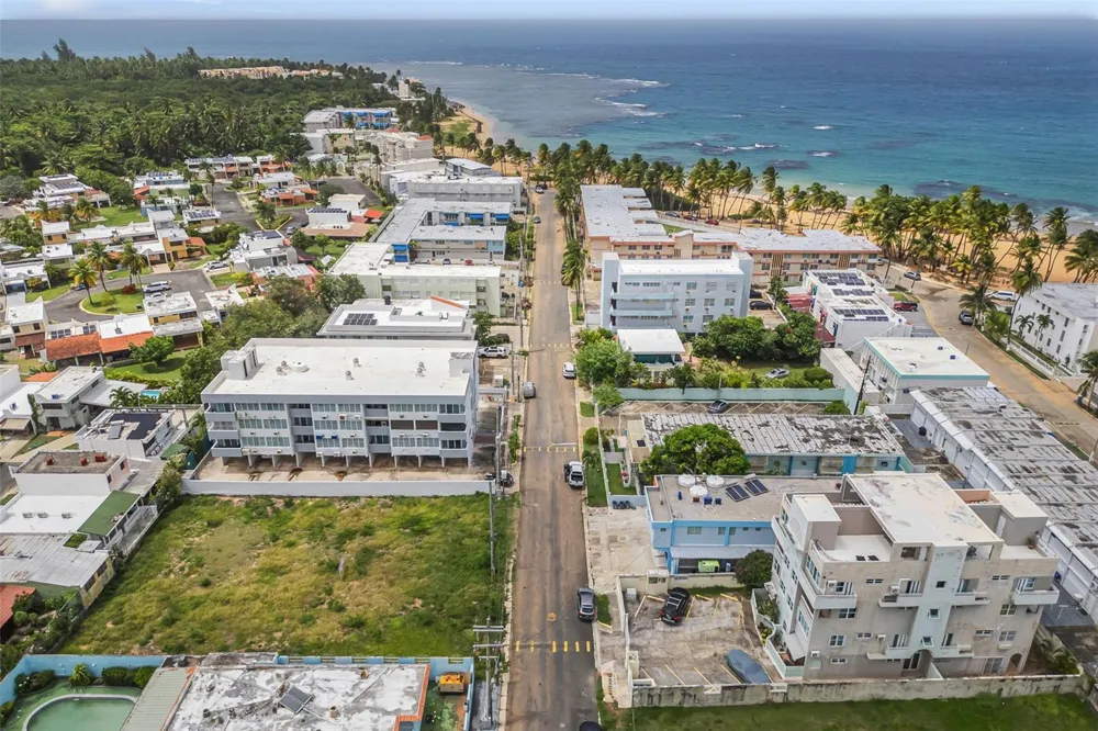 Cond. Montemar 101, OCEAN DRIVE #101 Luquillo, PR 00773
