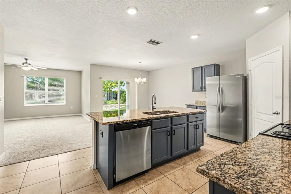 996 SUMMER GLEN DRIVE Winter Haven, FL 33880