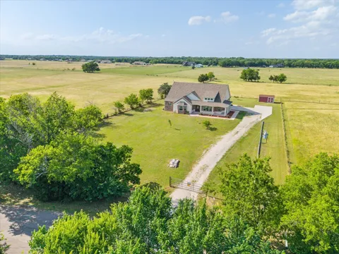 1610 County Road 2712