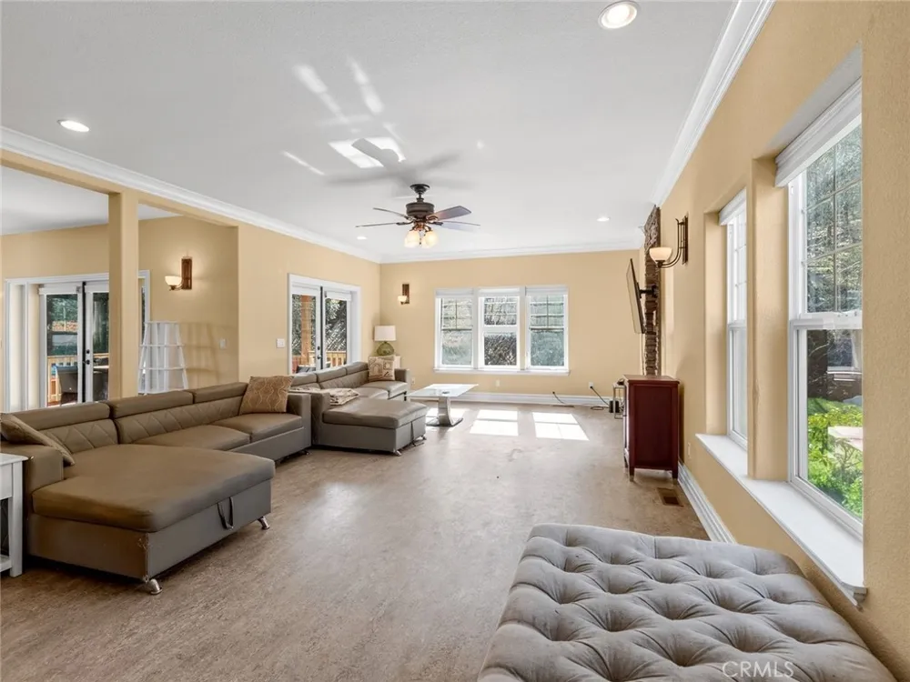 605 Redwood Ukiah, CA 95482