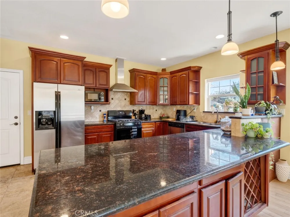 605 Redwood Ukiah, CA 95482
