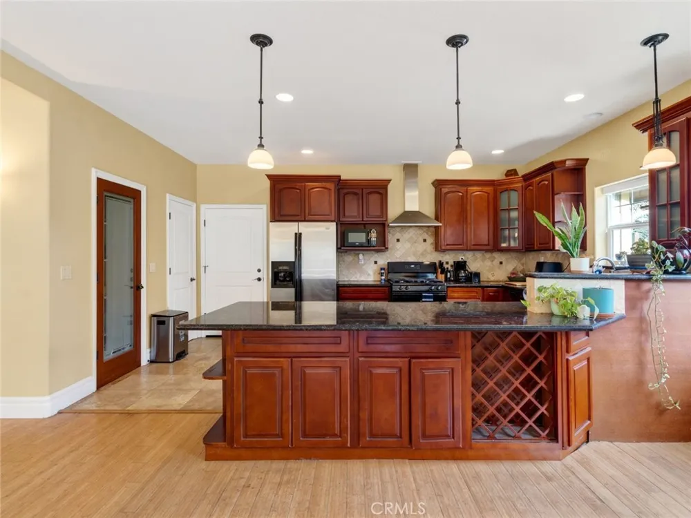 605 Redwood Ukiah, CA 95482