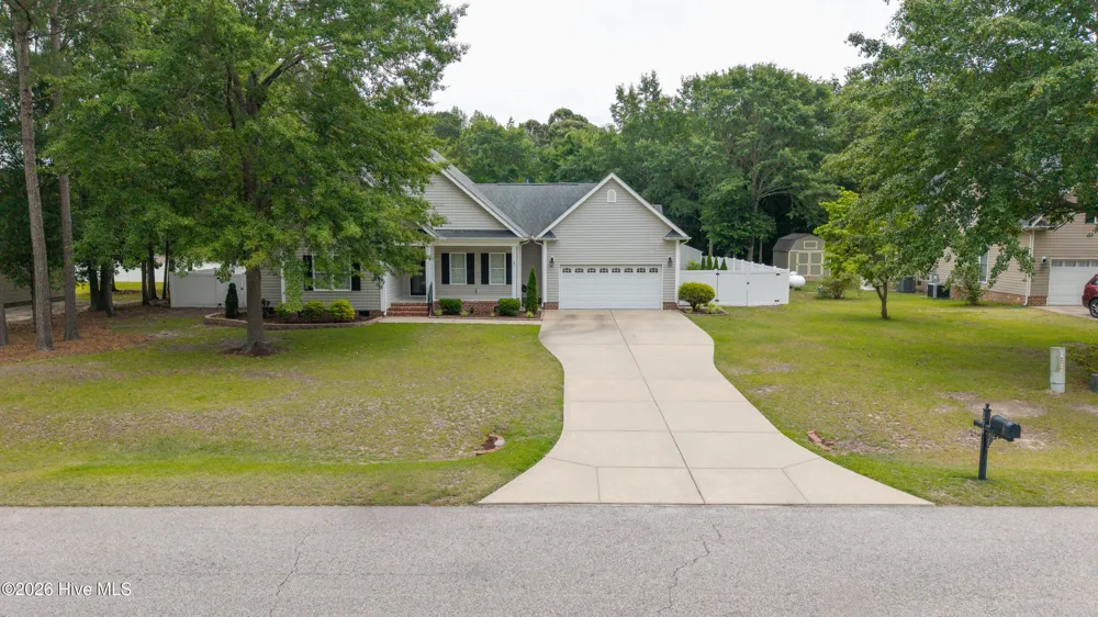 294 Pinecroft Drive Dunn, NC 28334