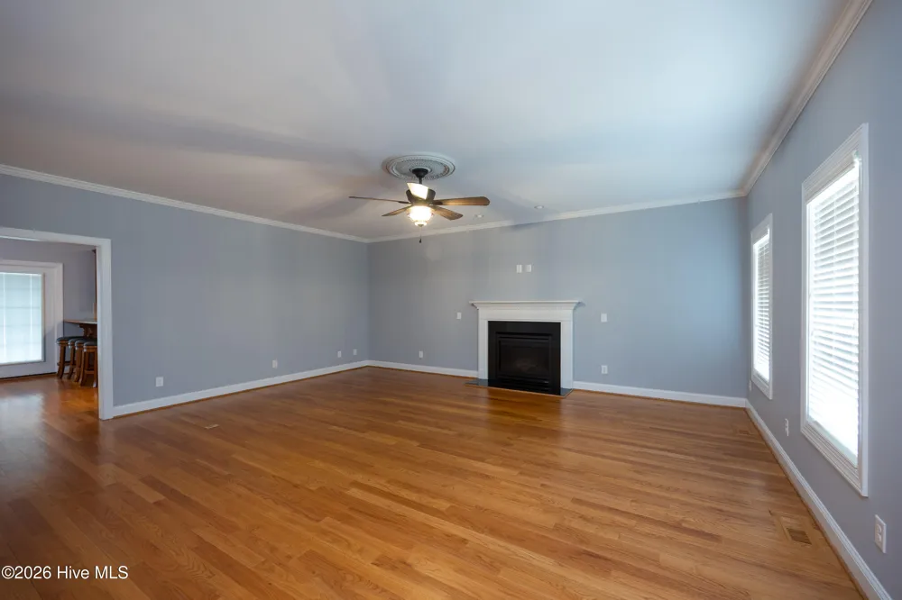 294 Pinecroft Drive Dunn, NC 28334