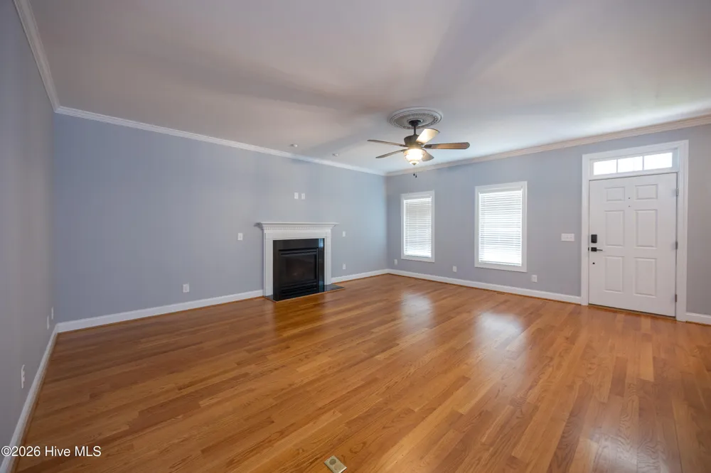 294 Pinecroft Drive Dunn, NC 28334
