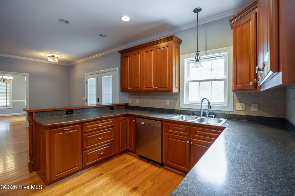 294 Pinecroft Drive Dunn, NC 28334